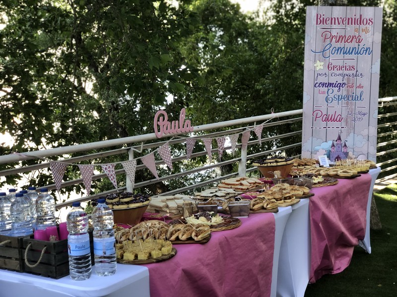 La Dolce Catering / Tu Happy Day Desayunos a domicilio presta servicio en la subcategoría de  en 