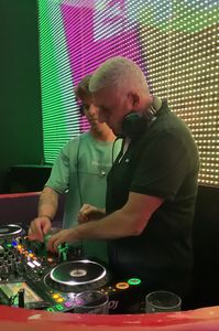 Turispad - DJ Britto presta servicio en la subcategoría de Djs en Barcelona