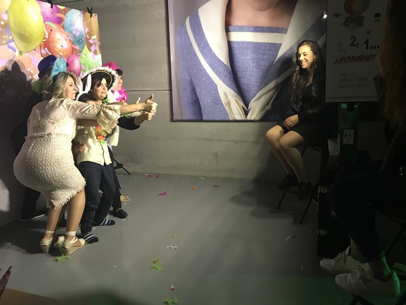 Tu fotomatón de diversión presta servicio en la subcategoría de  en 