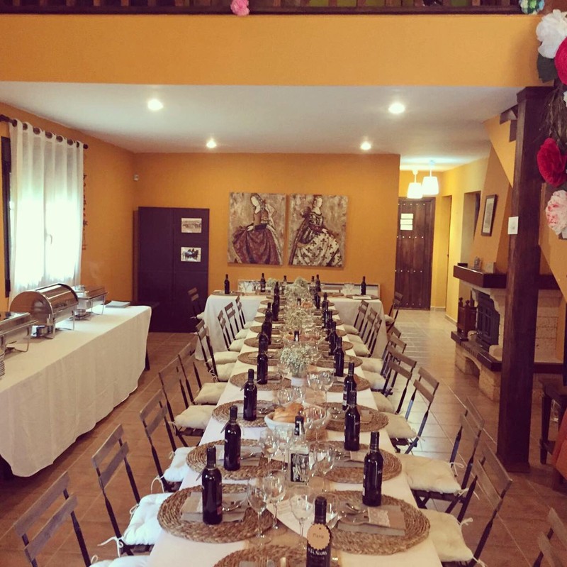 El Madroño Catering presta servicio en la subcategoría de  en 