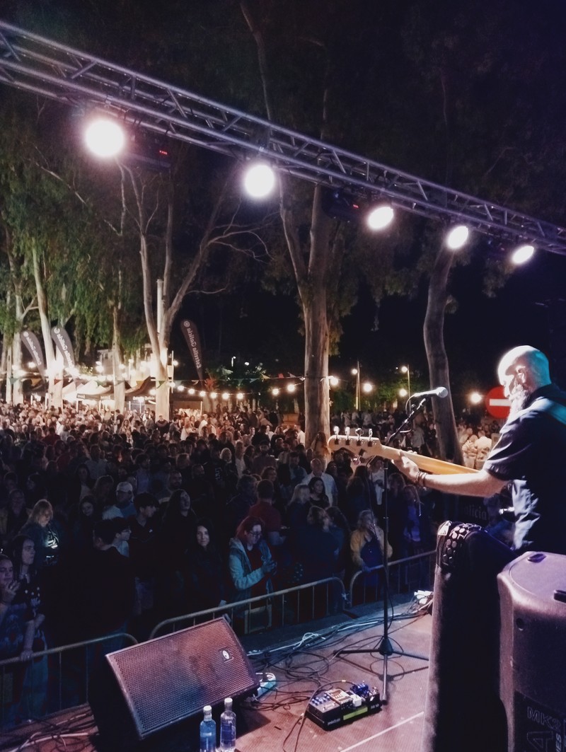 DaleVoz alquiler de sonido y animación de eventos presta servicio en la subcategoría de  en 