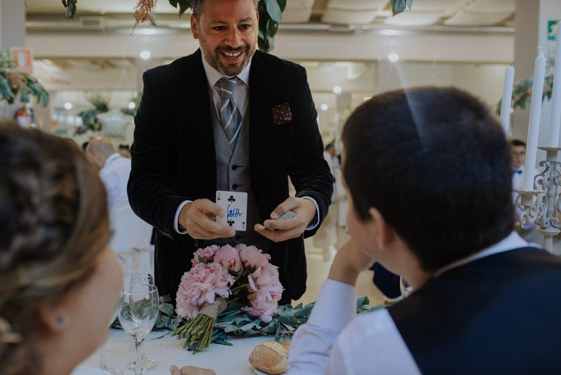 Archi el Mago presta servicio en la subcategoría de  en 