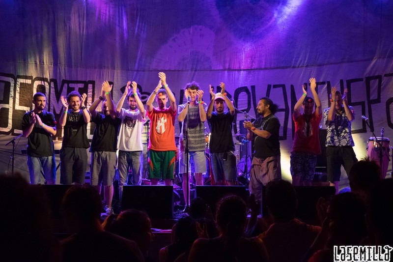 La Semilla presta servicio en la subcategoría de  en 