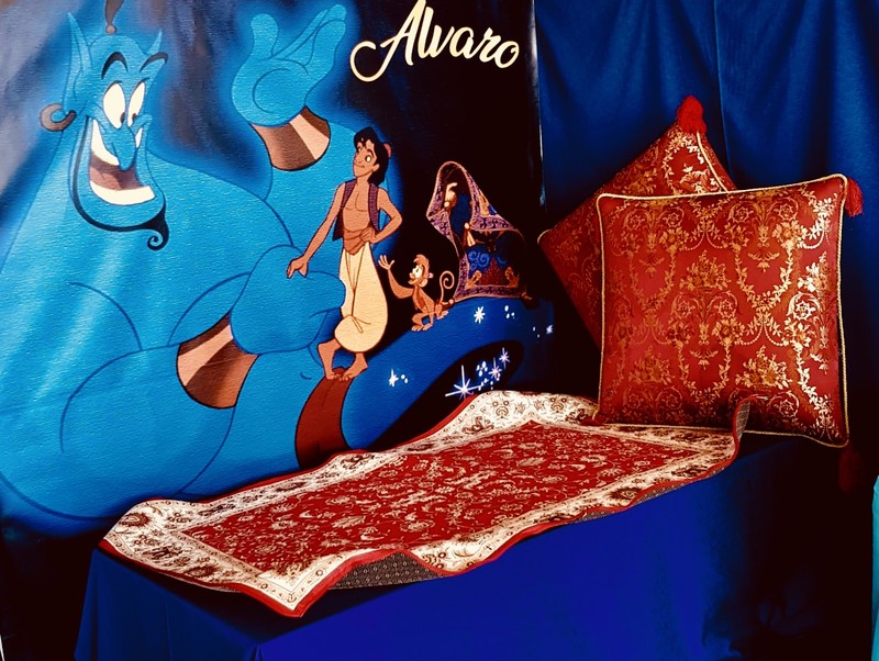 Flash Foto Fotomatón presta servicio en la subcategoría de  en 