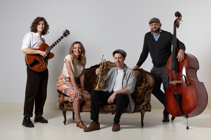 Musica Pel Clima presta servicio en la subcategoría de  en 