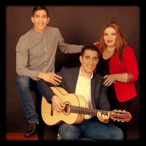 Grupo Flamenco Suspiros de Arte presta servicio en la subcategoría de Flamenco y Coros Rocieros en Alicante