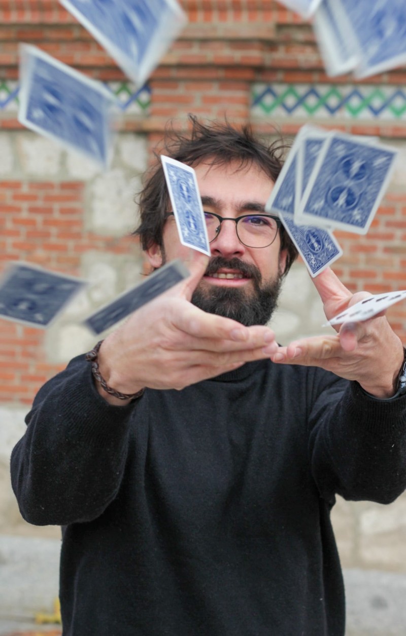 Pablo Poza Magia presta servicio en la subcategoría de  en 