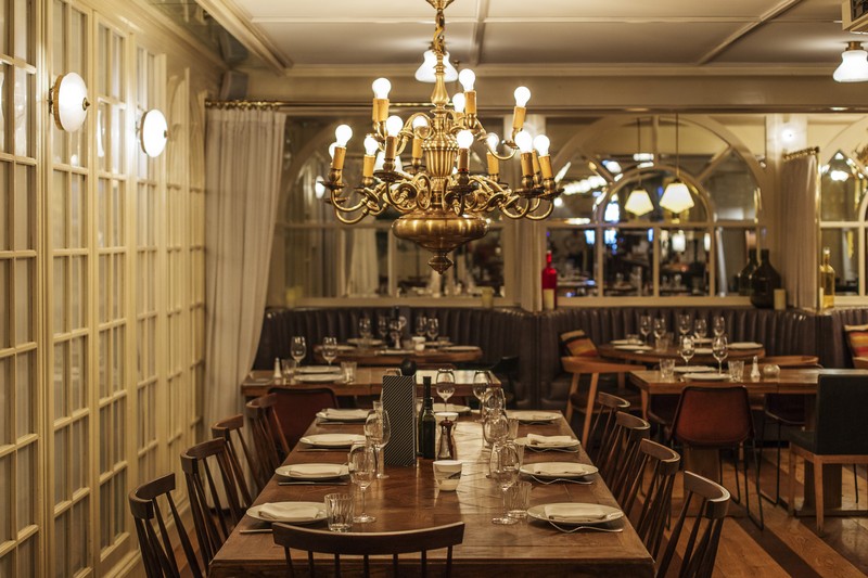 Ajoblanco Restaurant presta servicio en la subcategoría de  en 