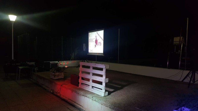 Karaoke Eskandalo presta servicio en la subcategoría de  en 