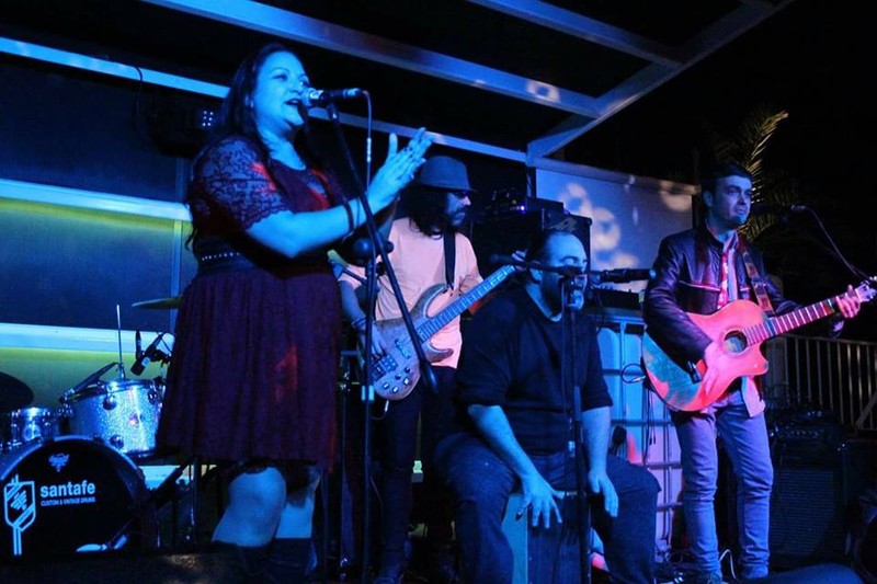 Zambra Fusión Rumbera presta servicio en la subcategoría de  en 