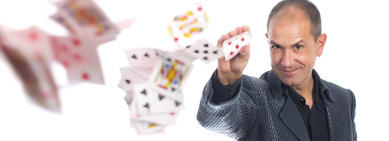 Mago Iván Arribas presta servicio en la subcategoría de  en 