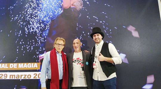 AlbertMore presta servicio en la subcategoría de Magos para niños en Madrid