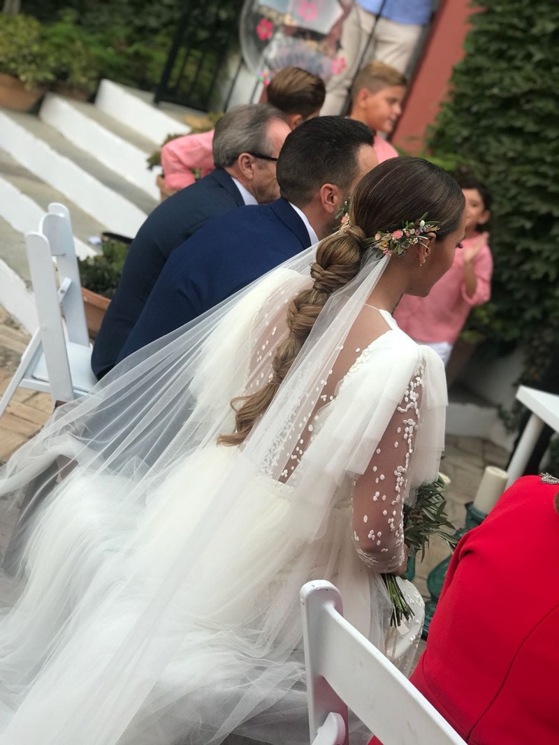 Un Lunes 28 presta servicio en la subcategoría de  en 