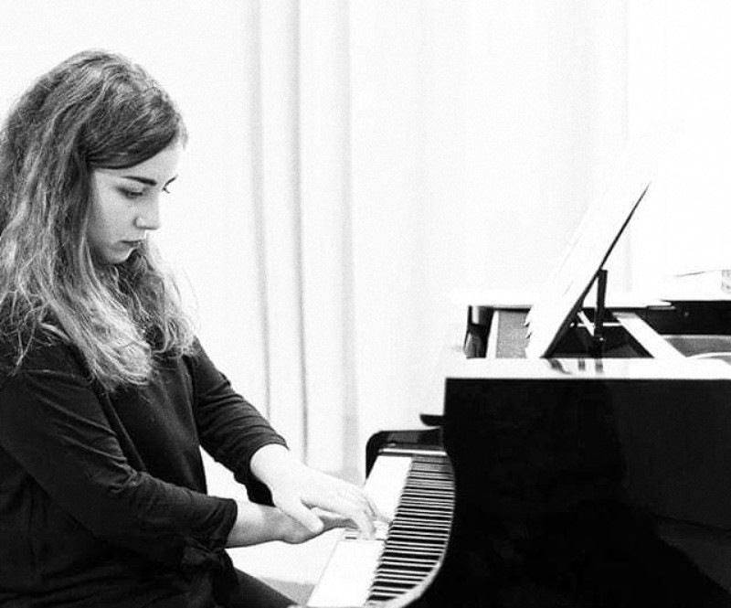 Musicist Stellare presta servicio en la subcategoría de  en 