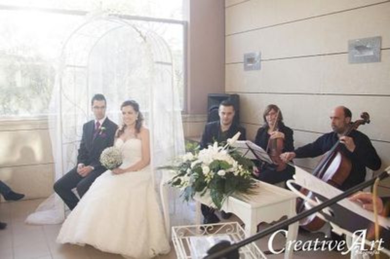 Musica Express Bodas en Alicante y Murcia presta servicio en la subcategoría de  en 