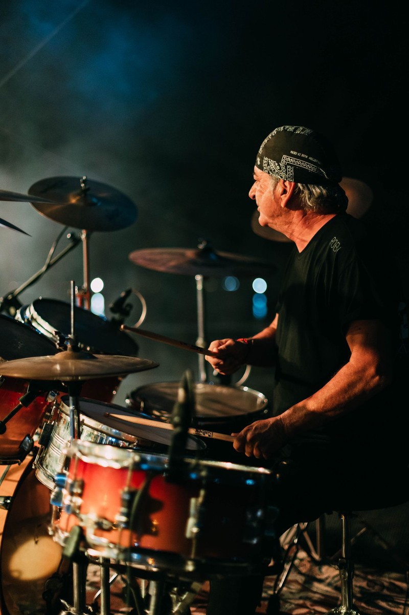 The Power Band presta servicio en la subcategoría de  en 