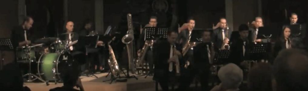Oscar Avila presta servicio en la subcategoría de Grupos de Jazz en Toledo