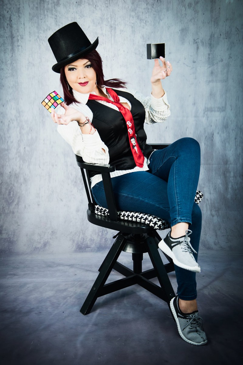 Magia ilusionismo presta servicio en la subcategoría de  en 