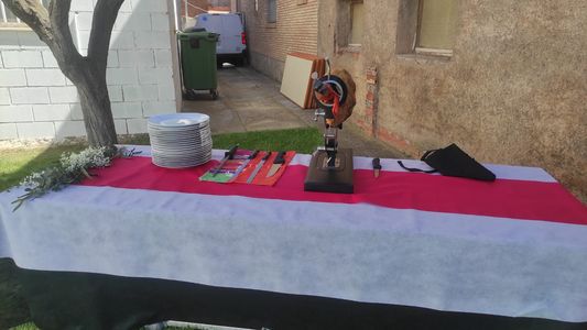 Eventos y comidas populares las buenas migas presta servicio en la subcategoría de Catering en Zaragoza