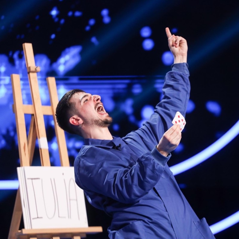 Paupi el Mago presta servicio en la subcategoría de  en 