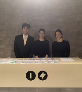 WILO presta servicio en la subcategoría de Azafatas para eventos y congresos en Barcelona