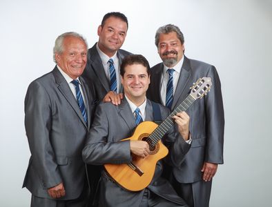 Trio Canteras presta servicio en la subcategoría de Orquestas, cantantes y grupos en Las Palmas