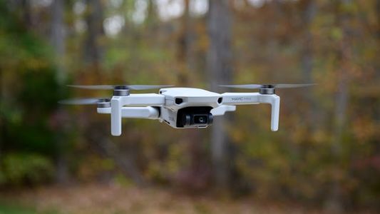 Drones para todo presta servicio en la subcategoría de Video y fotografía con drones en Madrid