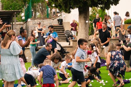 Juega entretenimiento presta servicio en la subcategoría de Animadores infantiles en Barcelona