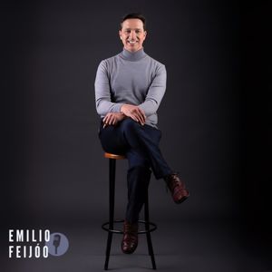 Emilio Feijóo Aragón. presta servicio en la subcategoría de Monologuistas, cómicos y humoristas  en Madrid