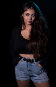 Ana Nina presta servicio en la subcategoría de Orquestas, cantantes y grupos en Sevilla