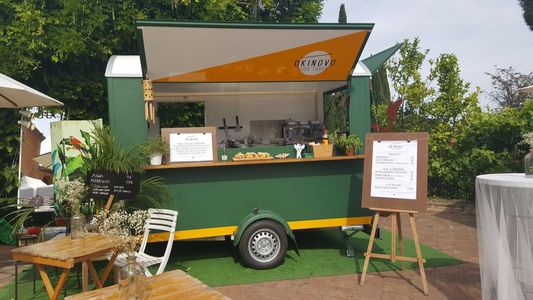 FOOD TRUCK BDN presta servicio en la subcategoría de Catering fiestas y celebraciones en Barcelona