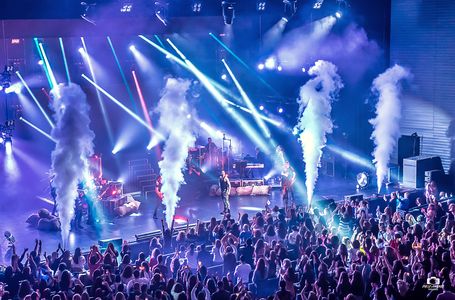 DIEGO JIMENEZ FOTOGRAFIA presta servicio en la subcategoría de Fotógrafos de bodas en Cádiz