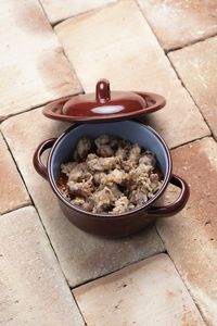 Bar Mistela presta servicio en la subcategoría de Restaurantes para comidas y cenas de empresa en Valencia