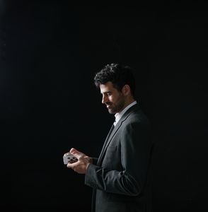 Mago David Bestué presta servicio en la subcategoría de Magos en Barcelona