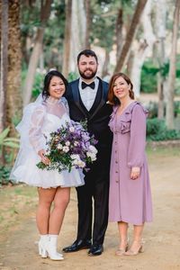 Diana Lacroix presta servicio en la subcategoría de Maestros de Ceremonias, Oficiantes y Presentadores en Sevilla